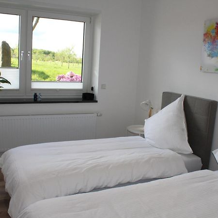 Gaestezimmer Bergerhof - Ankommen Und Wohlfuehlen Neuss Eksteriør billede