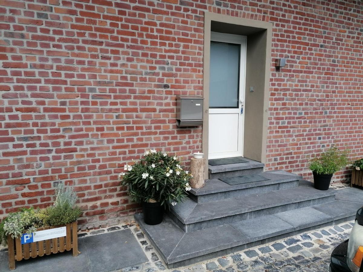 Gaestezimmer Bergerhof - Ankommen Und Wohlfuehlen Neuss Eksteriør billede
