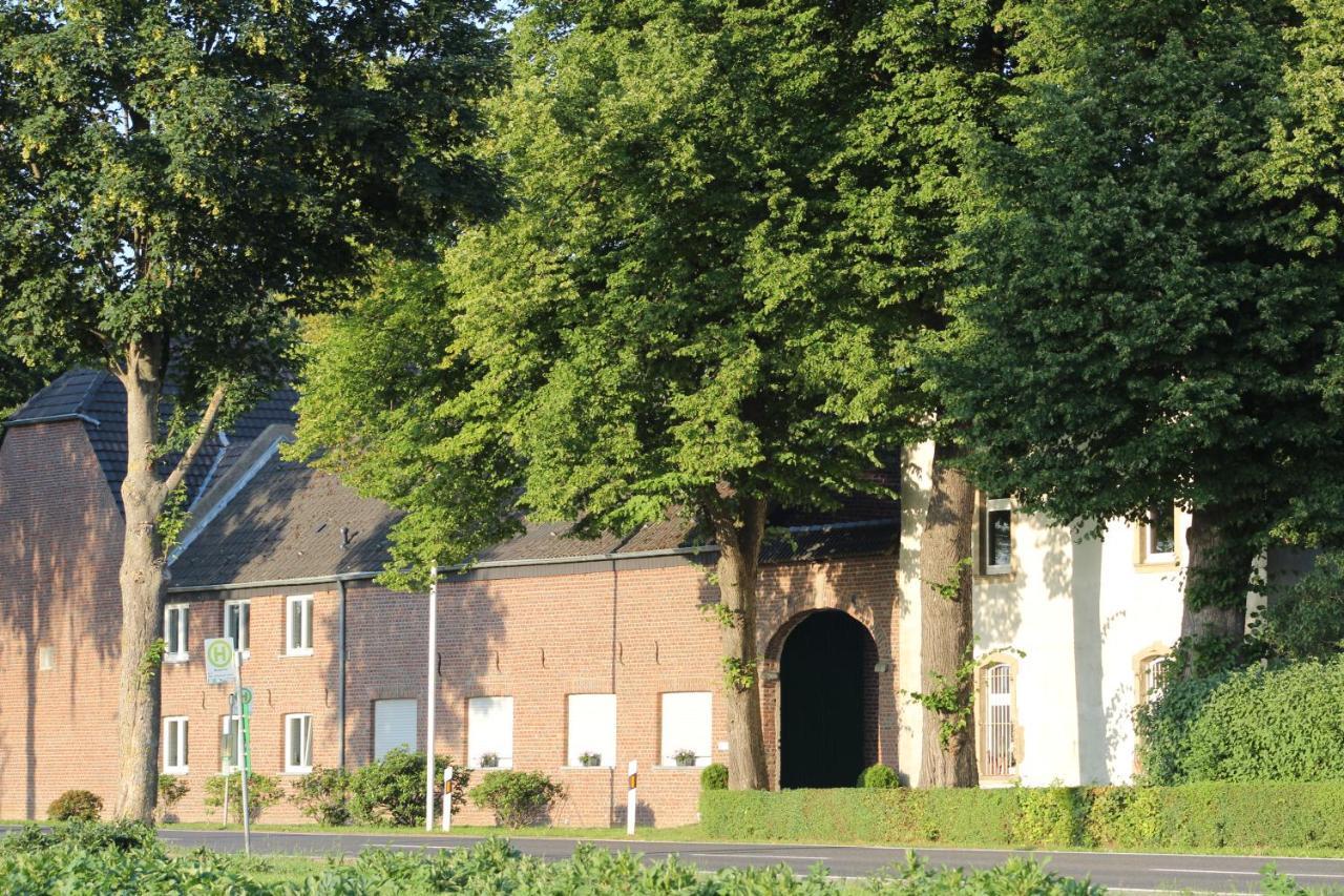 Gaestezimmer Bergerhof - Ankommen Und Wohlfuehlen Neuss Eksteriør billede