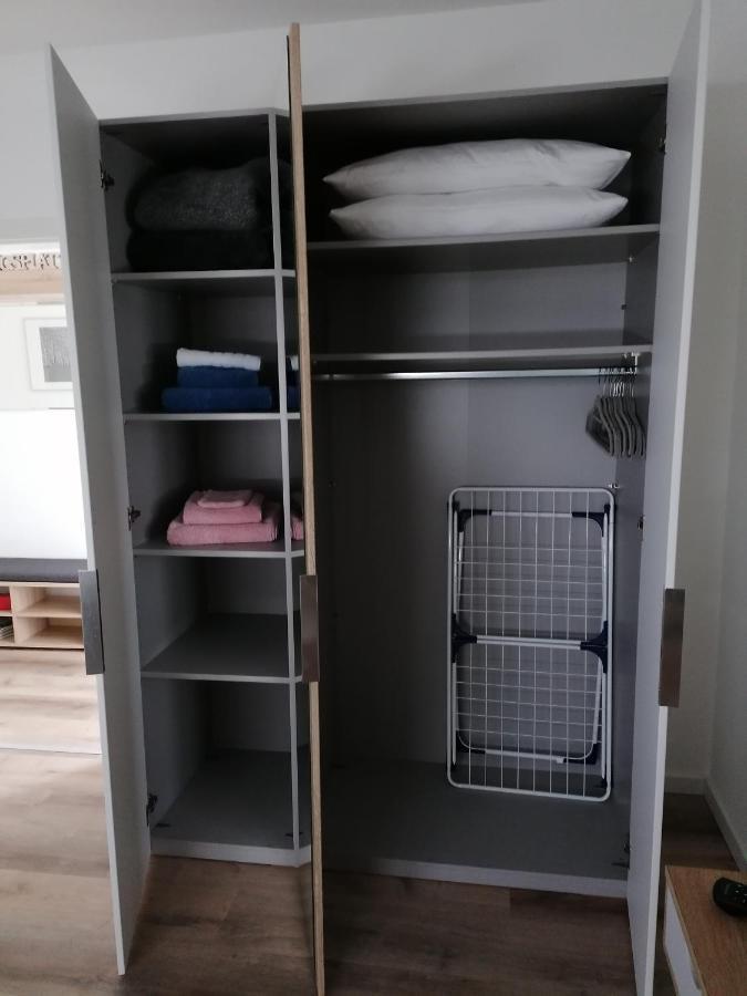Gaestezimmer Bergerhof - Ankommen Und Wohlfuehlen Neuss Eksteriør billede