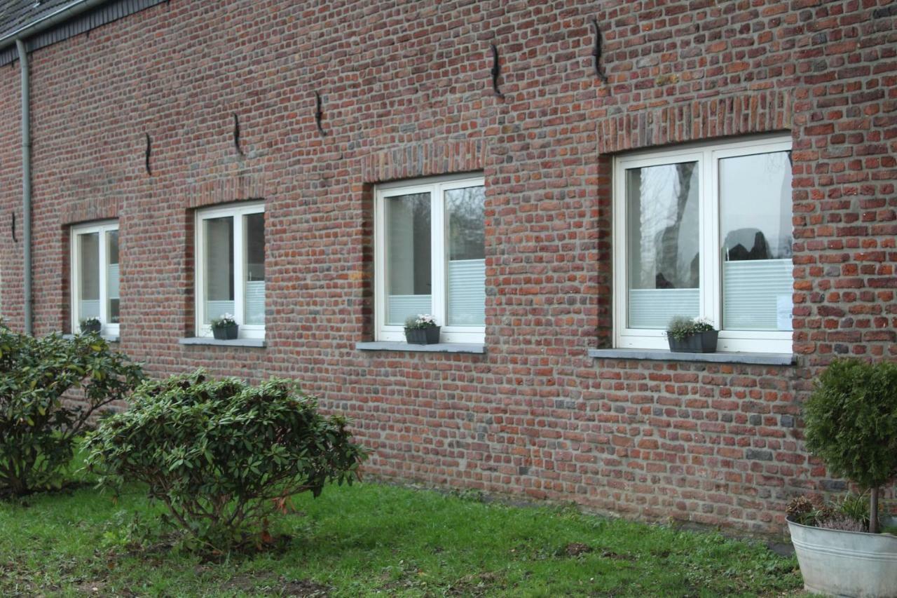 Gaestezimmer Bergerhof - Ankommen Und Wohlfuehlen Neuss Eksteriør billede
